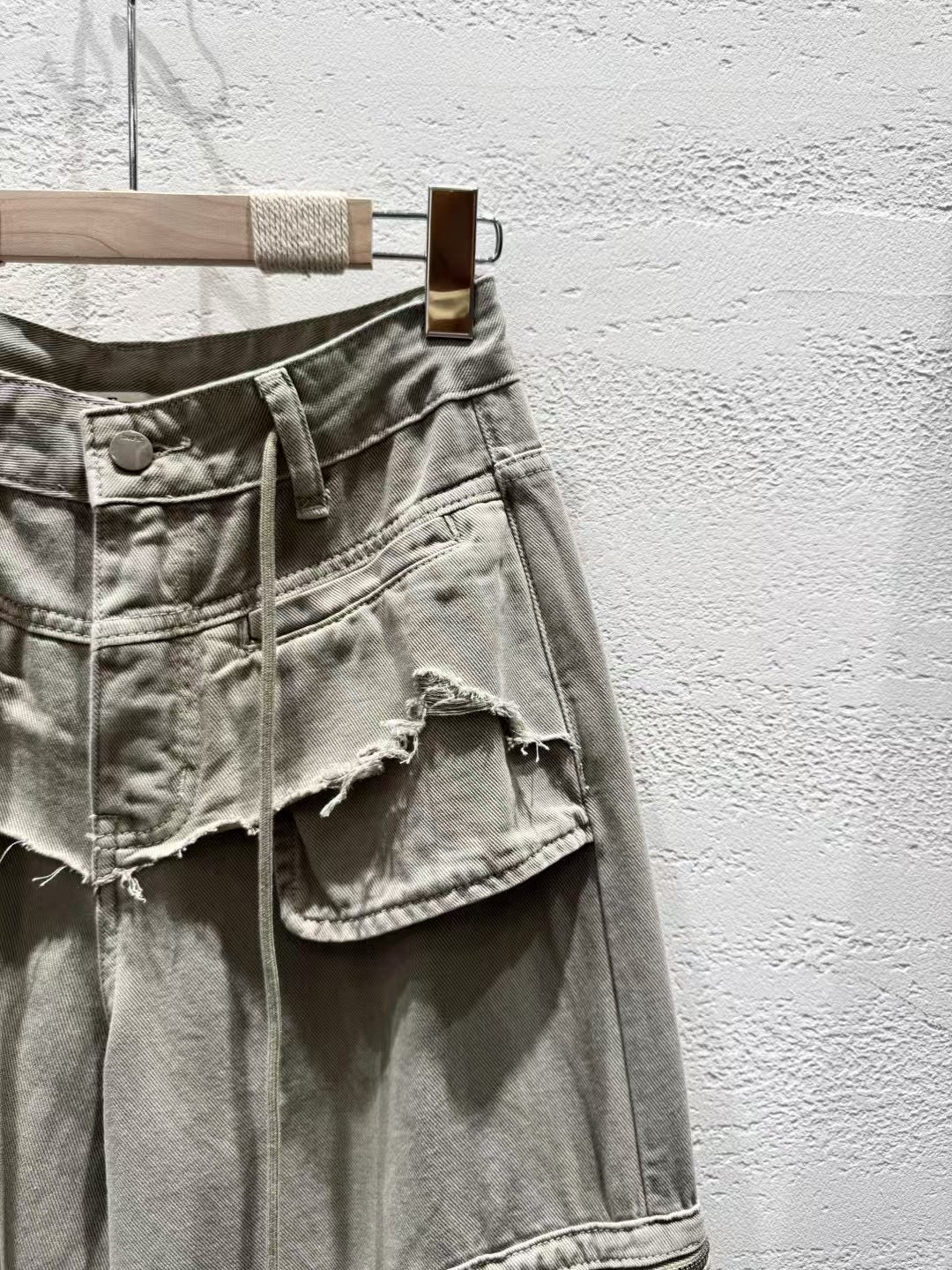Layer Zip Jeans