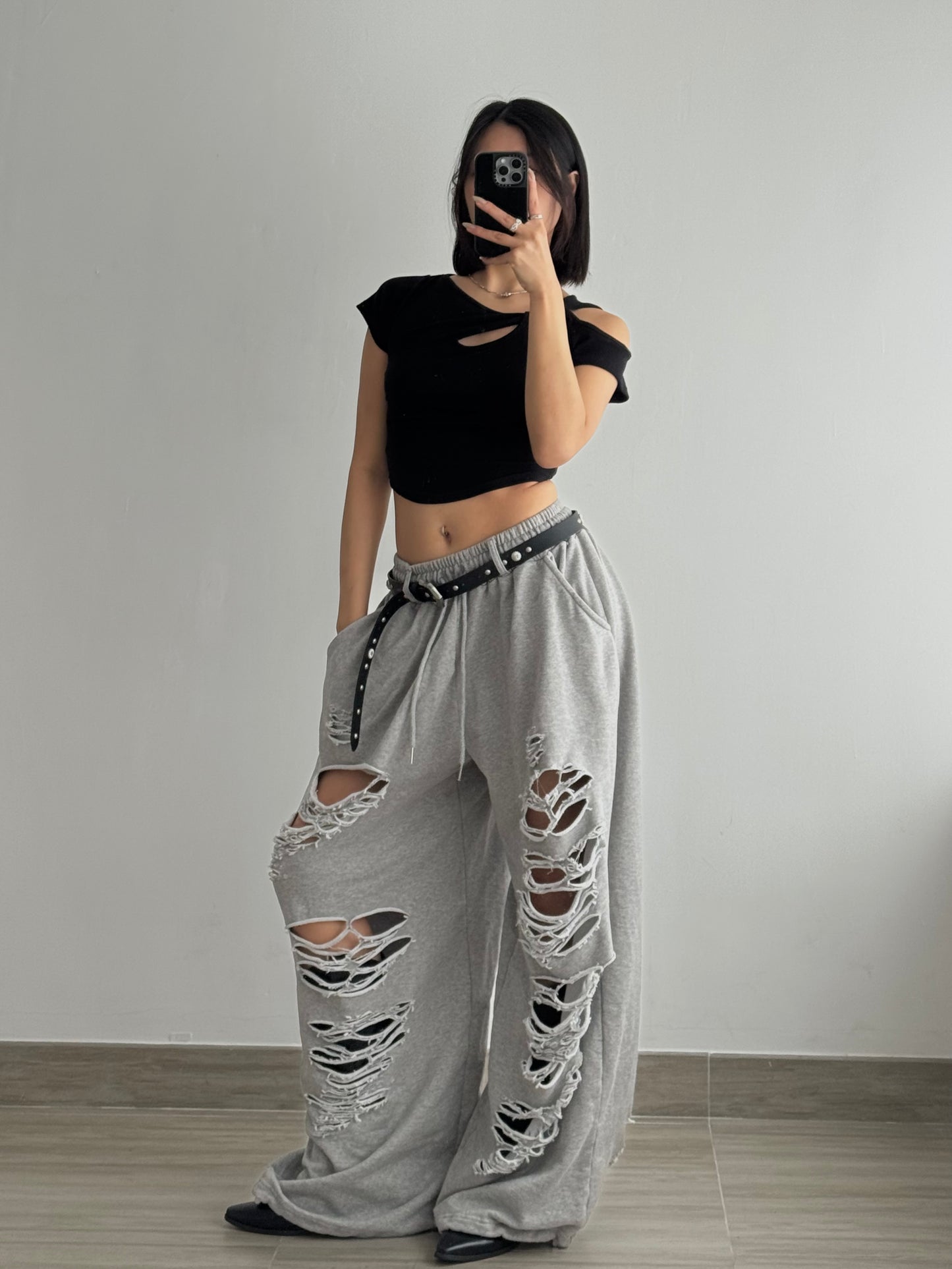 Jennie Ripped Jogger Pants