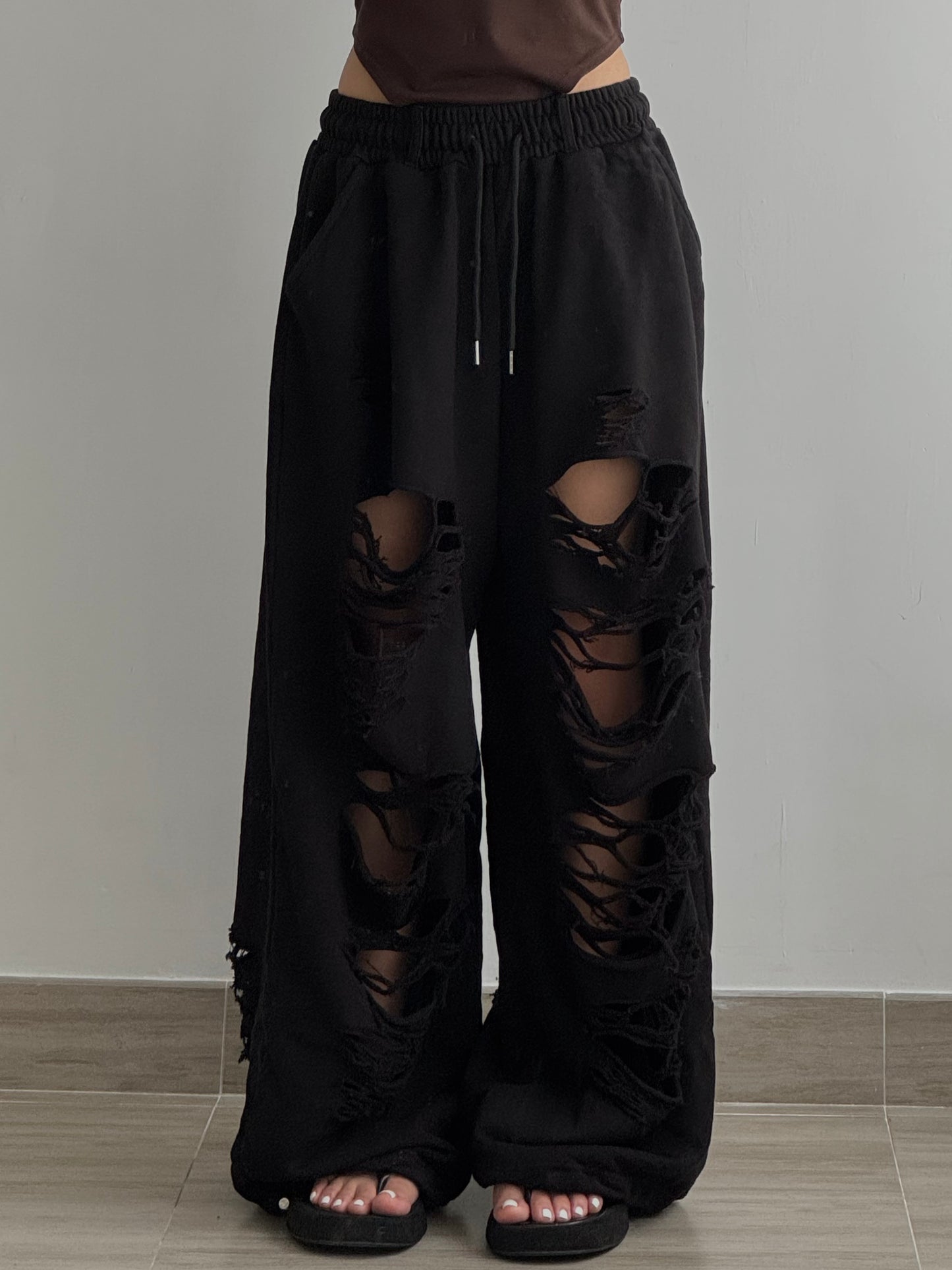 Jennie Ripped Jogger Pants