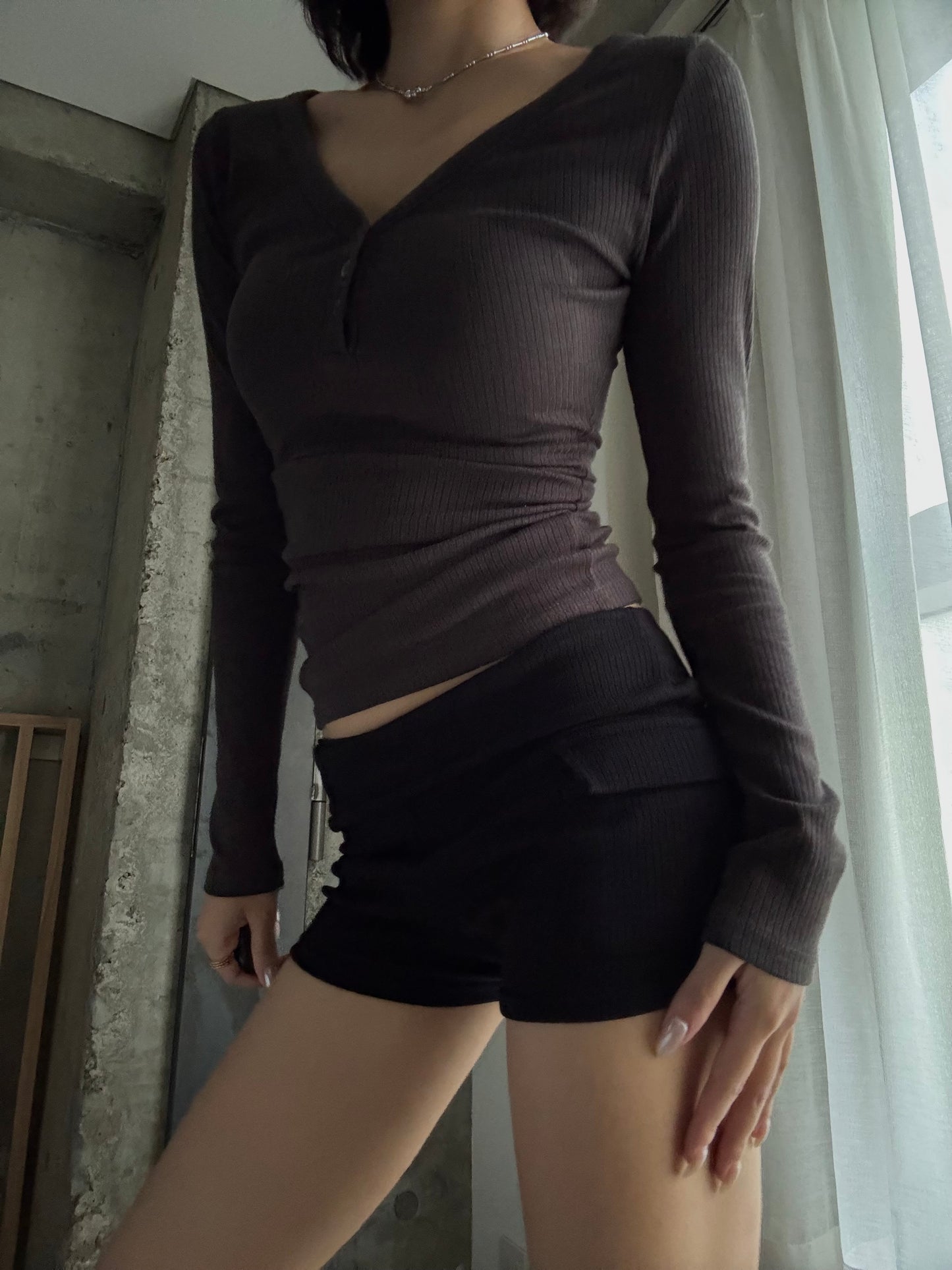 COME BACK ! V Neck Long Sleeve