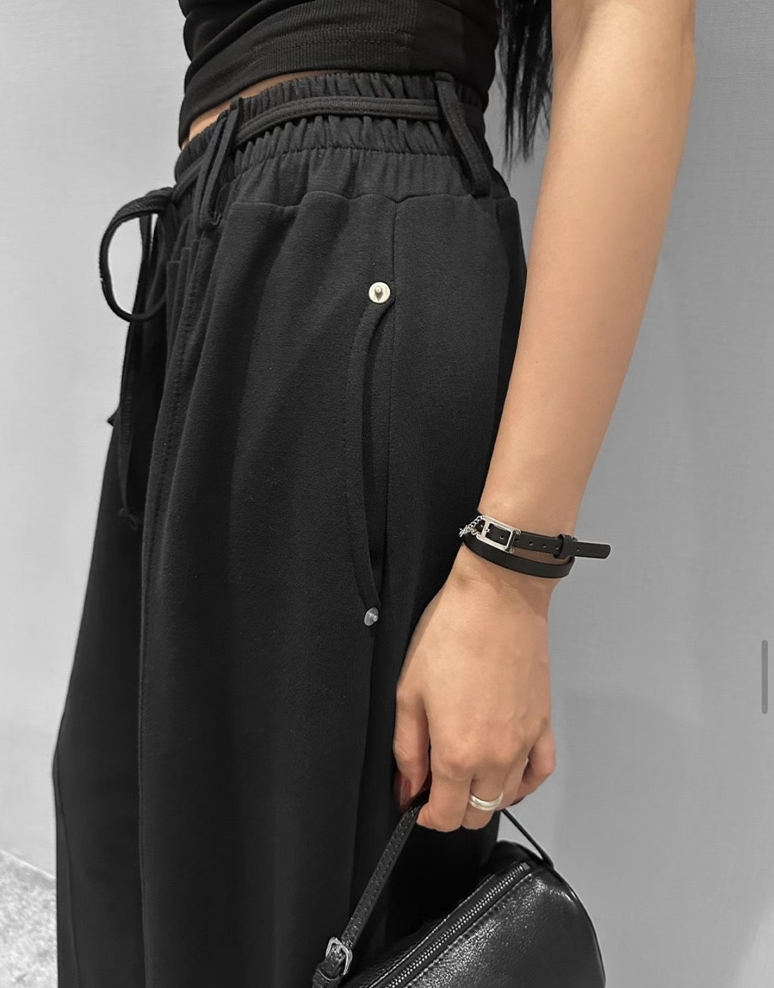 Wide Leg Jogger