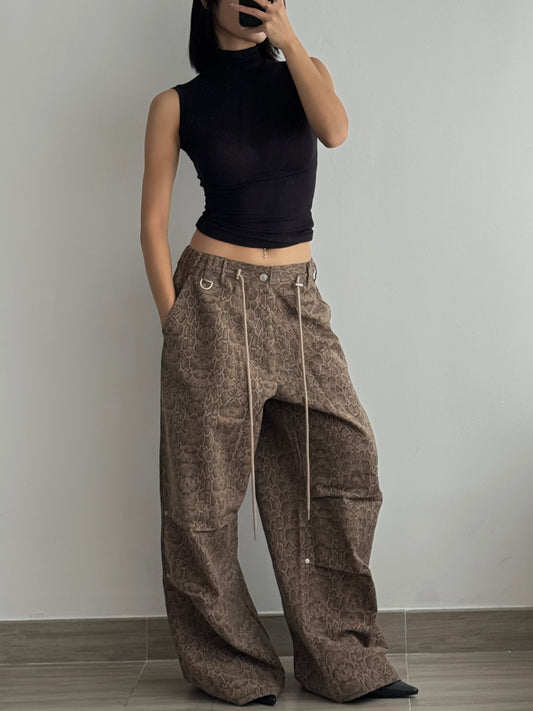 《 NEW ! 》Karina Neck Tank