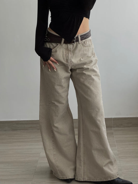 《 NEW ! 》Beige Grey Flare Jeans
