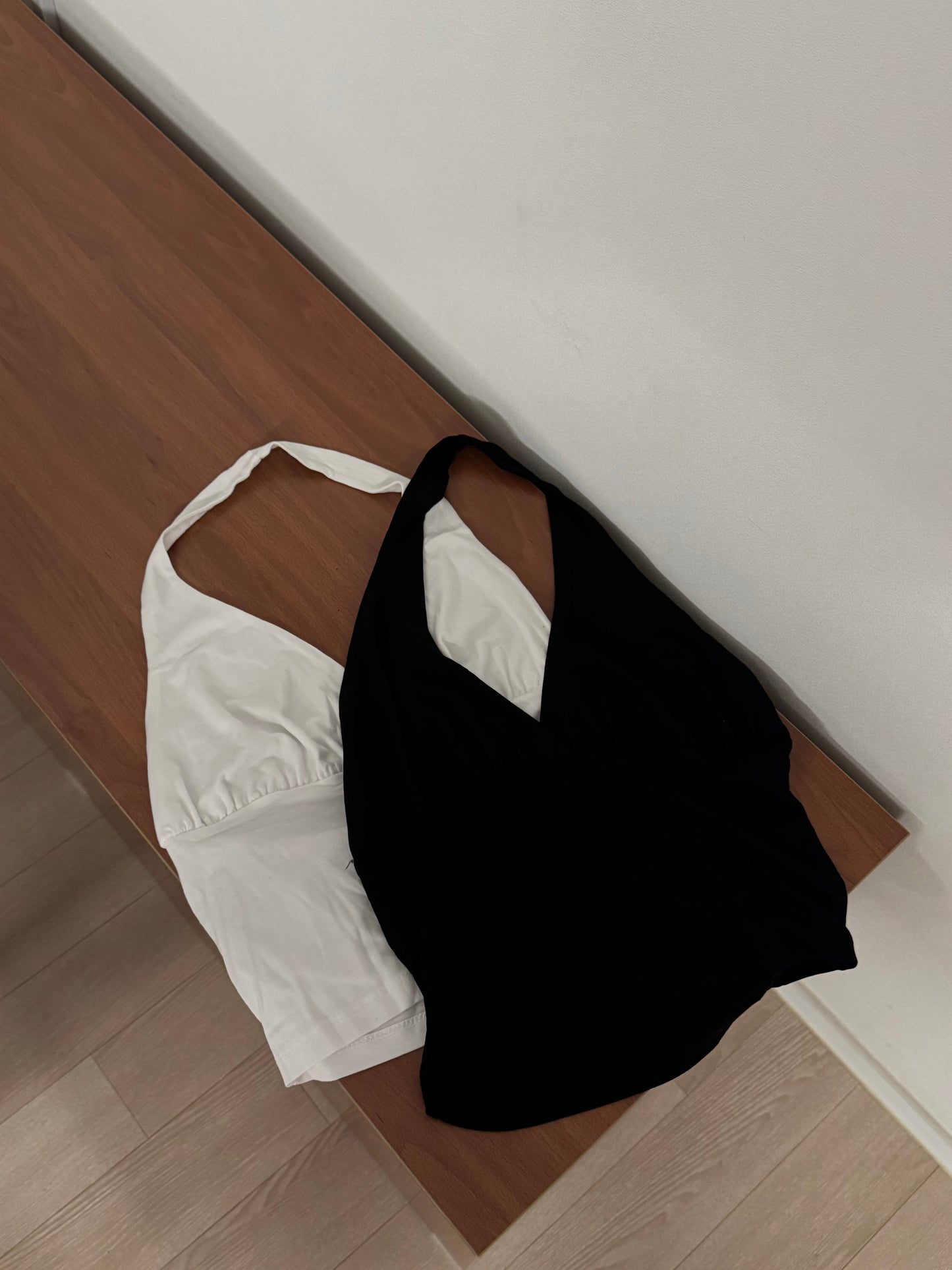 [ BEST! ] TIF Halterneck Top