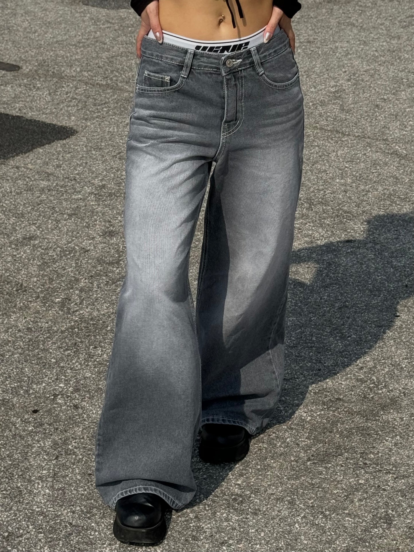 Line Jeans