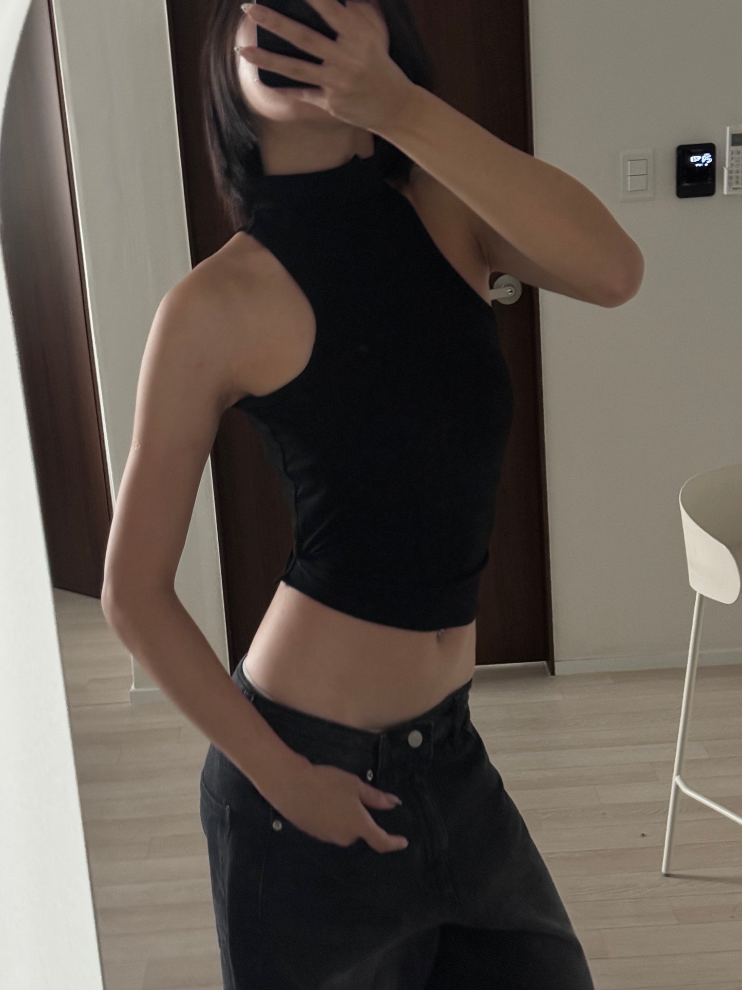 Turtleneck top with pad