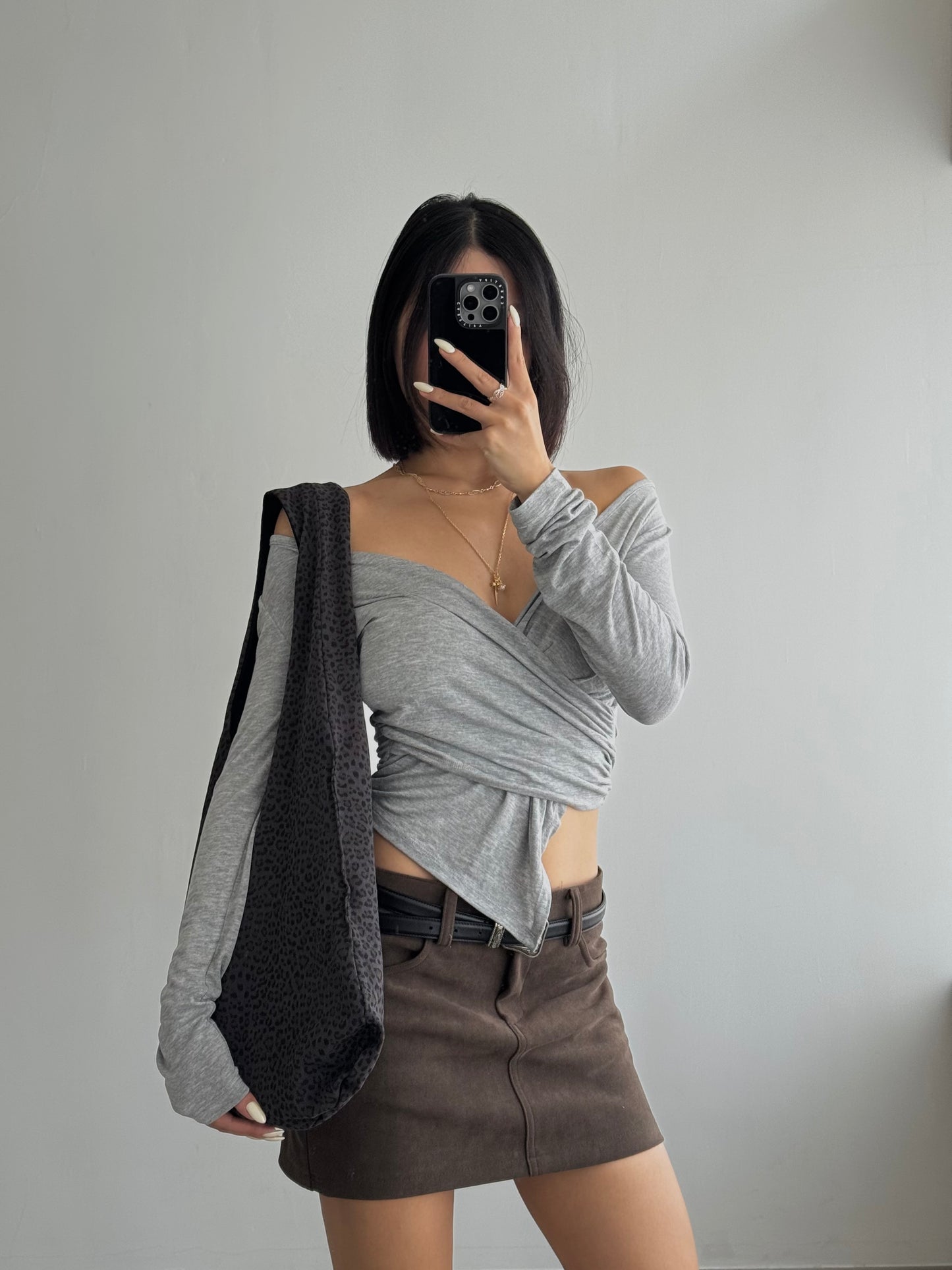 《 NEW ! 》V Long Sleeve